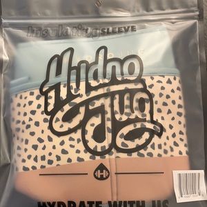 HydroJug Autumn sleeve brand new in package